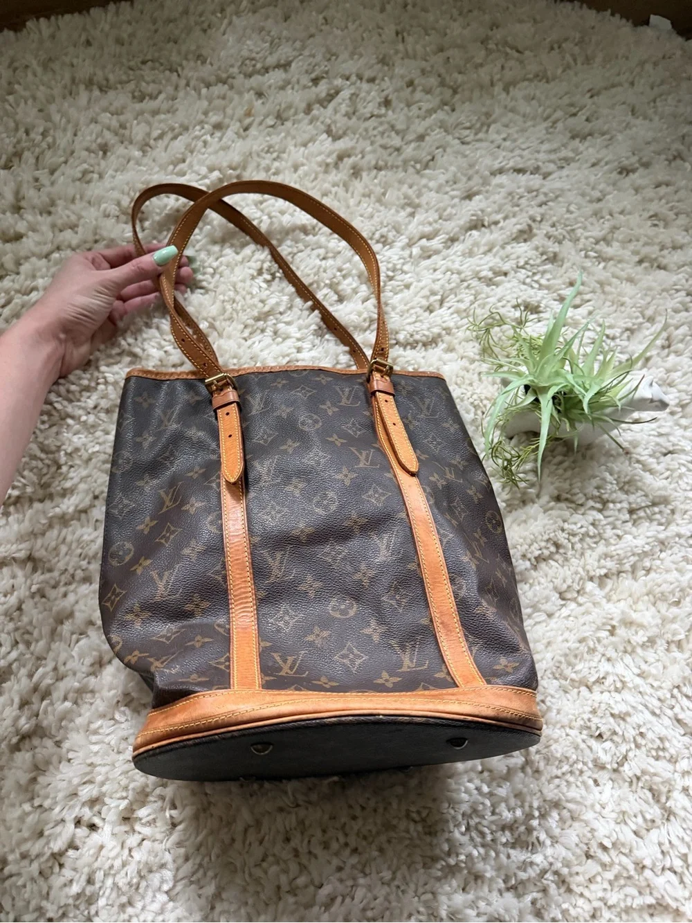 Louis Vuitton Brown Monogram Canvas Tote with Vachetta Handles and Round Base - Picture 10 of 12